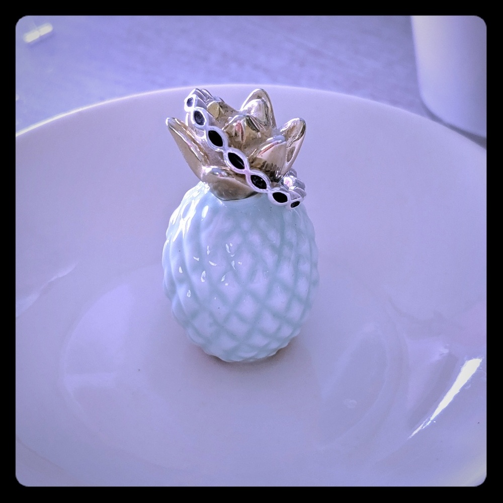 Pandora ring